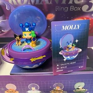 Pop Mart Molly Romantic Ring Box Collection